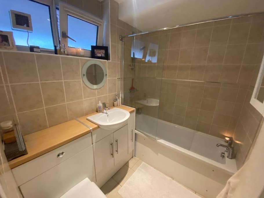 London City Retreat Escape In Oval - Elephant & Castle Eksteriør billede